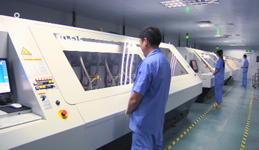 六軸鉆孔生產(chǎn)線